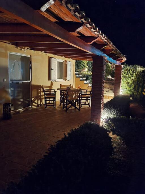 Guesthouse Petrothalassa Porto Cheli Buitenkant foto